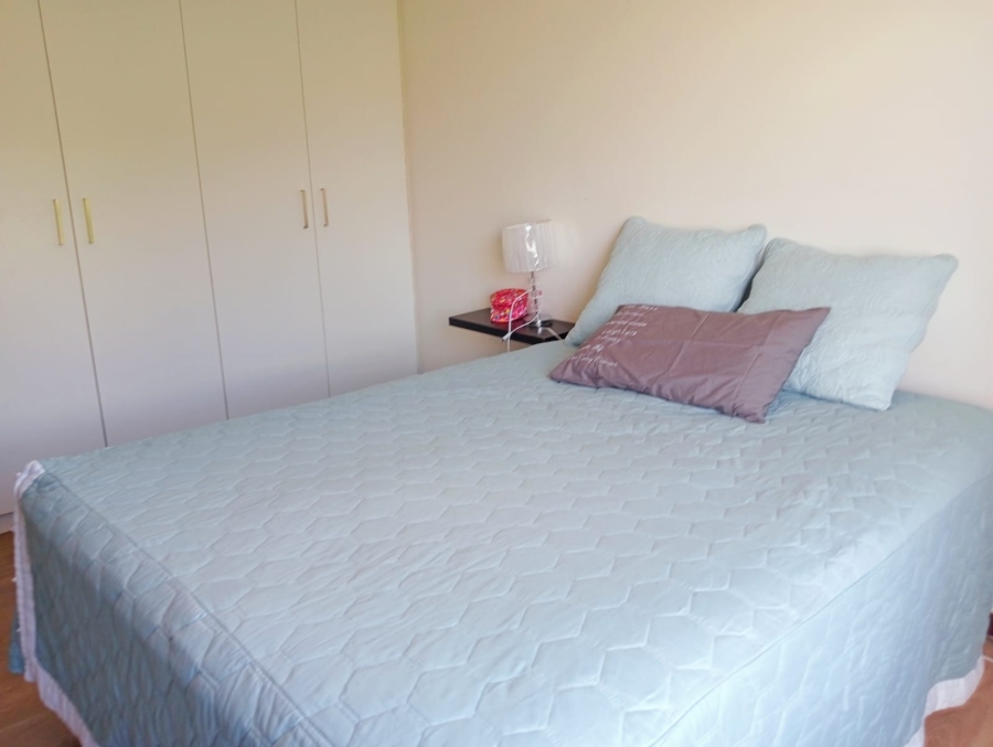 To Let 2 Bedroom Property for Rent in Sandbaai Western Cape